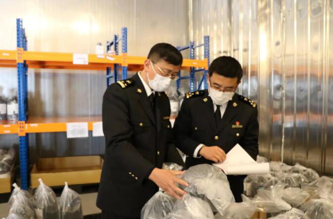 <a href='http://www.cypruslonglets.com' title='危險品運輸' >危險品運輸</a>